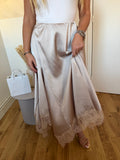 Jupe beige dentelle