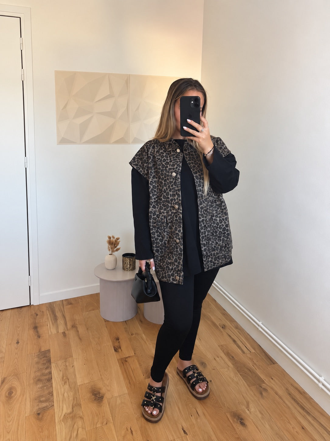 Veste léopard en jean sans manches